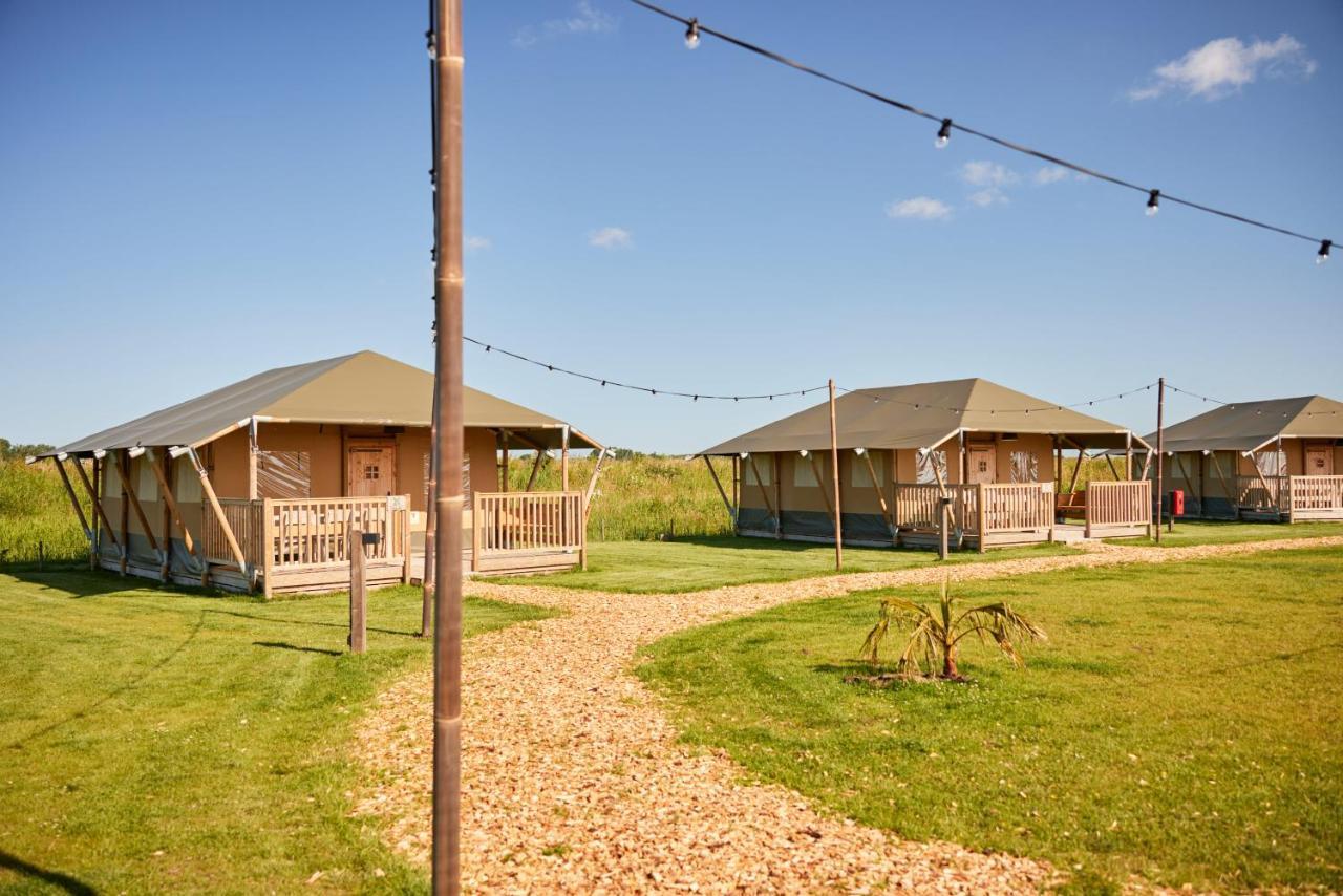 Отель Dutchen Erfgoedpark De Hoop Glamping Uitgeest Экстерьер фото